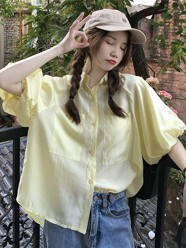 GGRIGHT Short Puff Sleeve Top Women 2022 Lapel Button Up Loose Shirt Chemise Femme Solid Elegant Shirts With Patch Pockets
GGRIGHT Short Puff Sleeve Top Women 2022 Lapel Button Up Loose Shirt Chemise Femme Solid Elegant Shirts With Patch Pockets