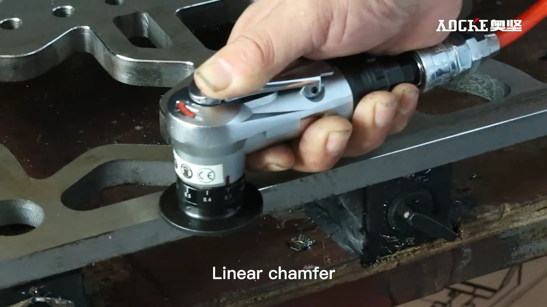 Заводская цена, 45-градусная мини-скошенная пневматическая машина для снятия фаски 
Заводская цена, 45-градусная мини-скошенная пневматическая машина для снятия фаски