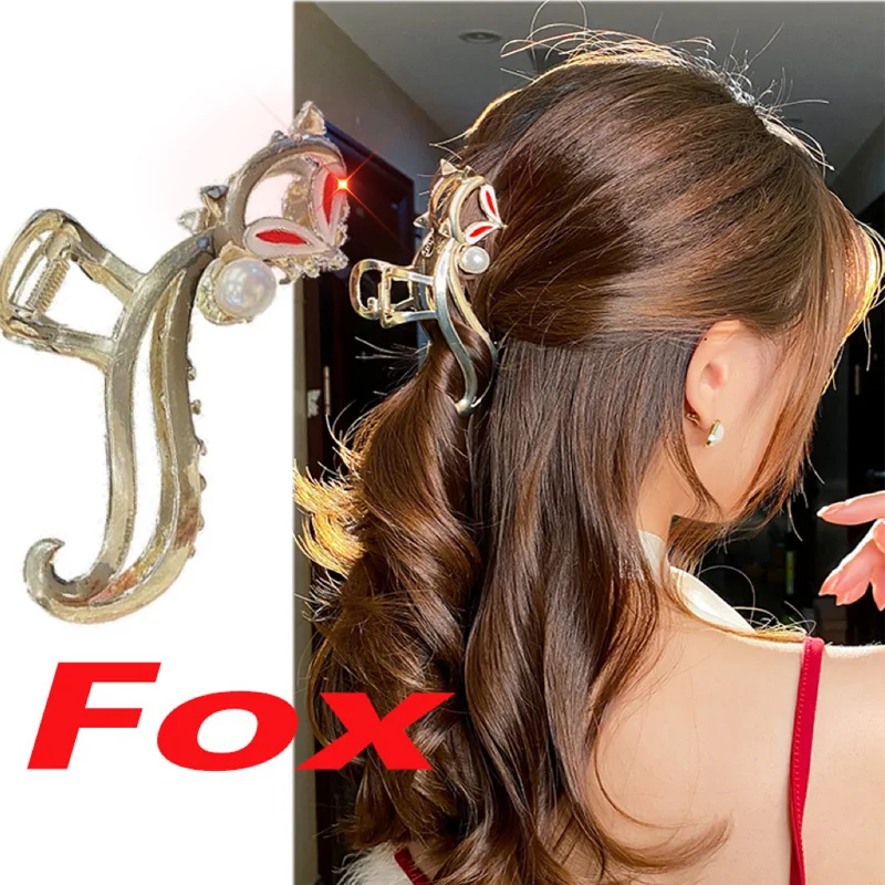 

New Woman Fox Metal Grab Clip Elegant Headwear Hairpin Female Hair Accessories High-end Temperament Hair Barrette Shark Clip