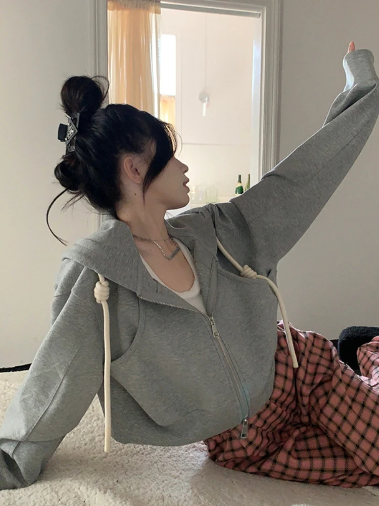 Deeptown Harajuku Solid Cropped Hoodies Women Hip Hop Zip Up Oversized Sweatshirts Vintage Loose Casual Tops Korean Fashion Coat
Deeptown Harajuku Solid Cropped Hoodies Women Hip Hop Zip Up Oversized Sweatshirts Vintage Loose Casual Tops Korean Fashion Coat