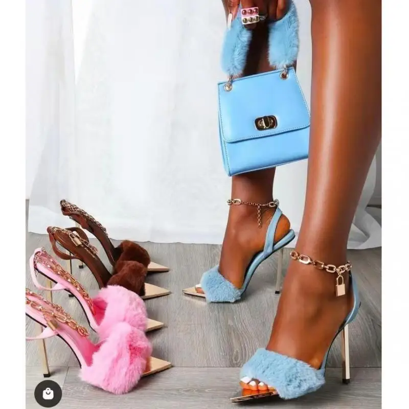 Летние резиновые туфли с открытым носком в Европе и Америке, искусственная кожа на высоком каблуке
Летние резиновые туфли с открытым носком в Европе и Америке, искусственная кожа на высоком каблуке