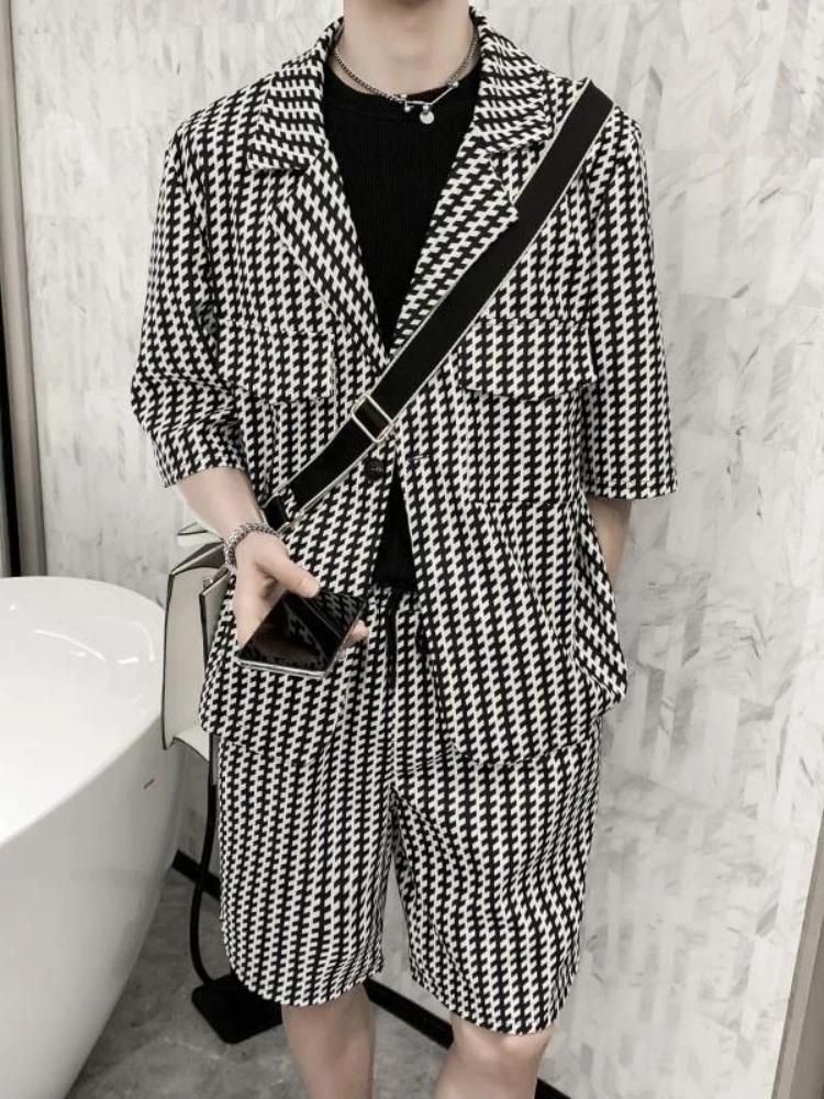 Sets Men Half Sleeve Blazers Handsome Summer Shorts 2 Pcs Outfits Streetwear Casual Male Korean Clothing Summer Tracksuit Men
Sets Men Half Sleeve Blazers Handsome Summer Shorts 2 Pcs Outfits Streetwear Casual Male Korean Clothing Summer Tracksuit Men