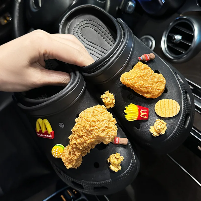 Food Chicken Wing Coke Croc Charms Designer DIY Simulation Fries Popcorn Shoes Decaration Jibb for Croc Clogs Kids Women Gifts
Food Chicken Wing Coke Croc Charms Designer DIY Simulation Fries Popcorn Shoes Decaration Jibb for Croc Clogs Kids Women Gifts
