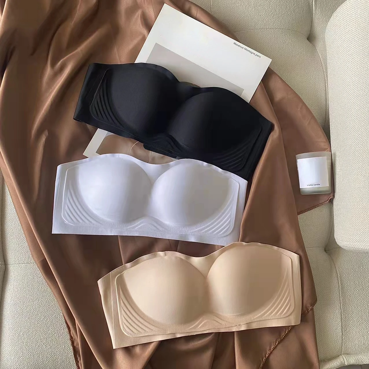 Bandeau Bra Tube Top Strapless Brassiere Seamless Bralette Women Wedding Bras Push Up Invisible Underwear Wireless Lingerie
Bandeau Bra Tube Top Strapless Brassiere Seamless Bralette Women Wedding Bras Push Up Invisible Underwear Wireless Lingerie