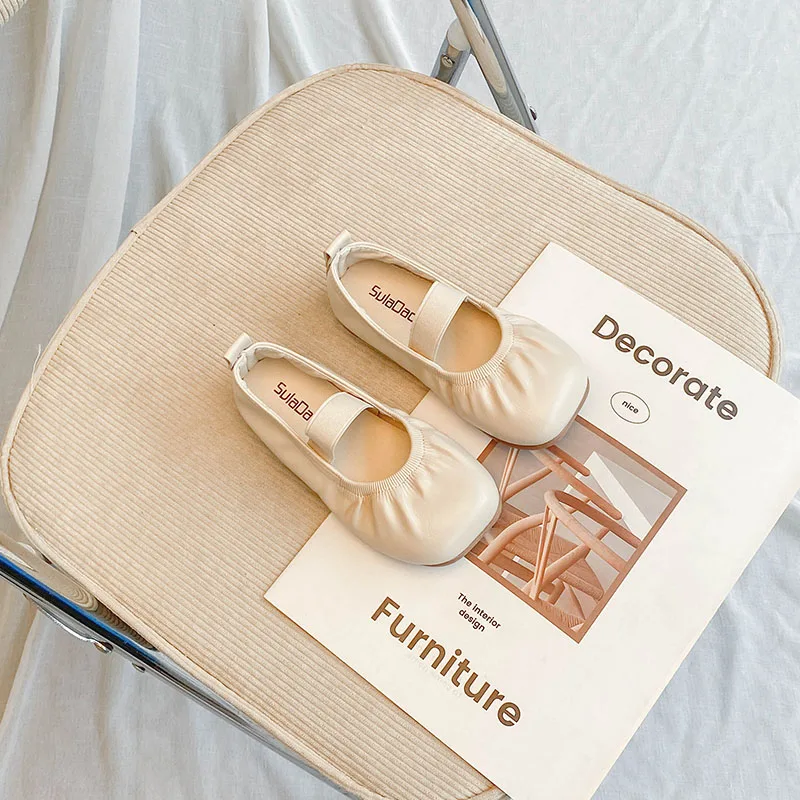 Soft Versatile Elastic Band Children Casual Shoes Pleated Simple 2023 Summer New Soft Breatheable Flats Kids Shoes Elegant Chic
Soft Versatile Elastic Band Children Casual Shoes Pleated Simple 2023 Summer New Soft Breatheable Flats Kids Shoes Elegant Chic