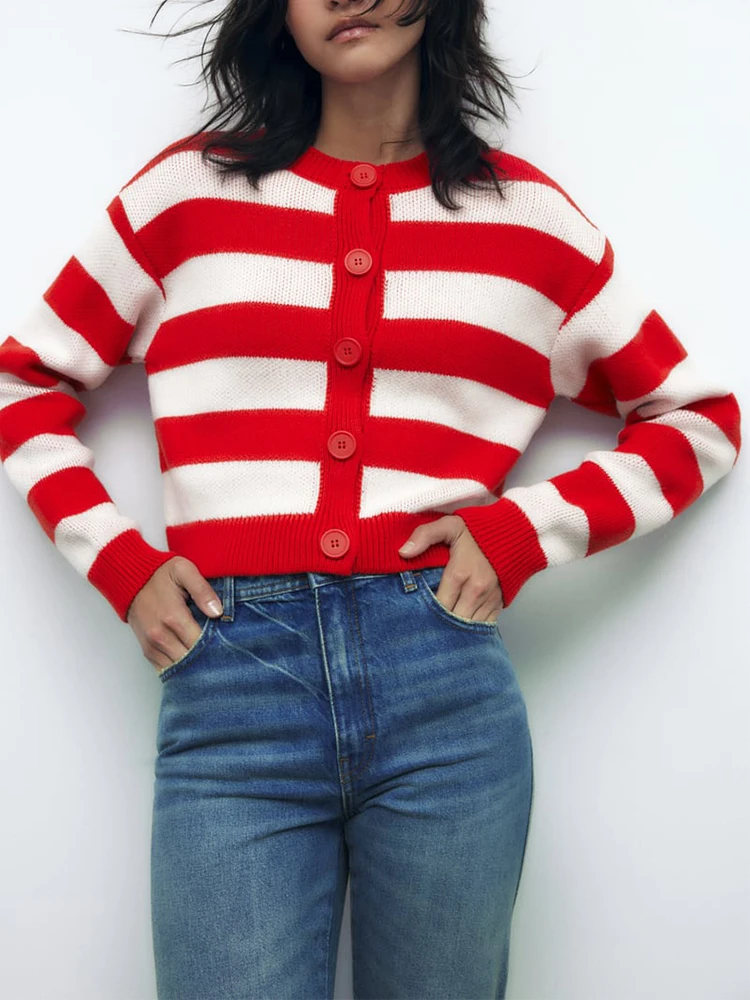 TRAF Women Fashion Sweater 2022 Autumn Winter Casual Striped Knitted Cardigan Vintage Long Sleeve Female Single Breasted Outwear
TRAF Women Fashion Sweater 2022 Autumn Winter Casual Striped Knitted Cardigan Vintage Long Sleeve Female Single Breasted Outwear