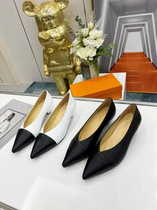 2022 new high-end leather pointed toe color-blocking mid-heel shoes full sheepskin women's shoes pumps
2022 new high-end leather pointed toe color-blocking mid-heel shoes full sheepskin women's shoes pumps