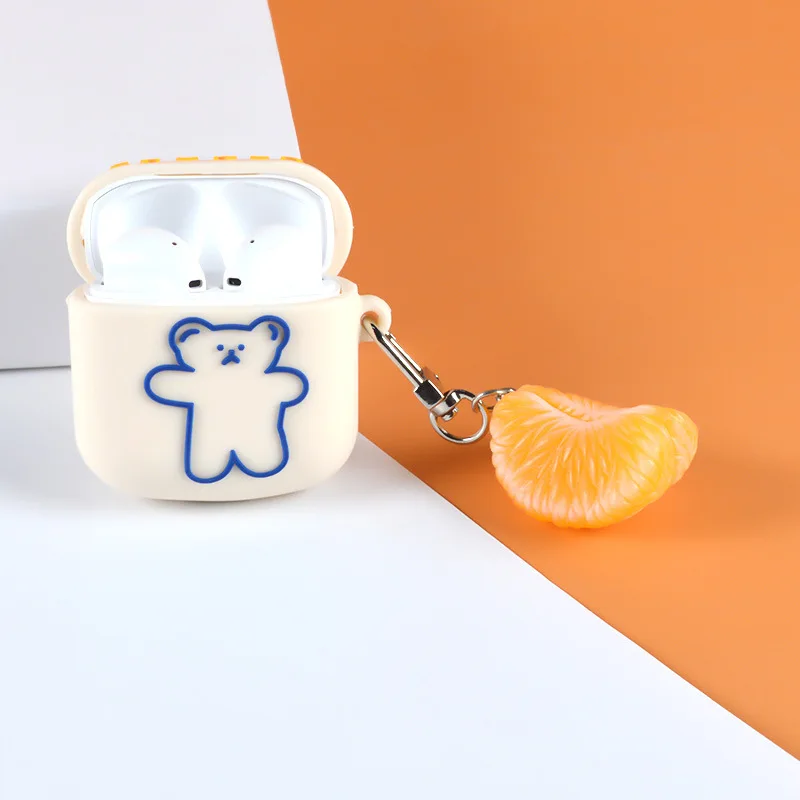 Fashion orange tangerine key chain new simulation PVC fruit pendant car bag creative model ornaments Women jewelry gift llaveros
Fashion orange tangerine key chain new simulation PVC fruit pendant car bag creative model ornaments Women jewelry gift llaveros