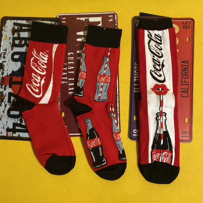 European American luxury BF men and women couple socks Coca-Cola joint sports socks medium stockings new wild high tube trend
European American luxury BF men and women couple socks Coca-Cola joint sports socks medium stockings new wild high tube trend