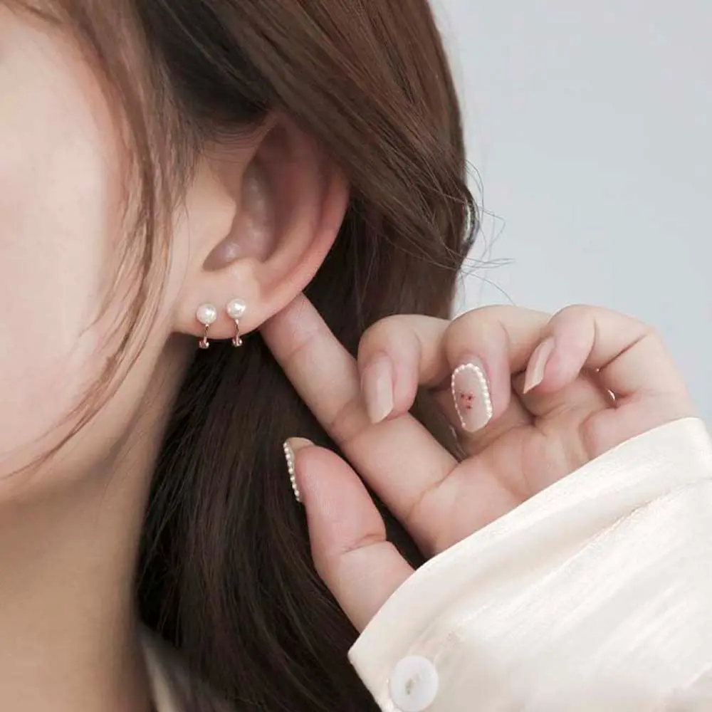 Vintage Oval Earrings Fashion Charms Pearl Hoop Earrings Temperament All-match Geometric Ear Jewelry
Vintage Oval Earrings Fashion Charms Pearl Hoop Earrings Temperament All-match Geometric Ear Jewelry