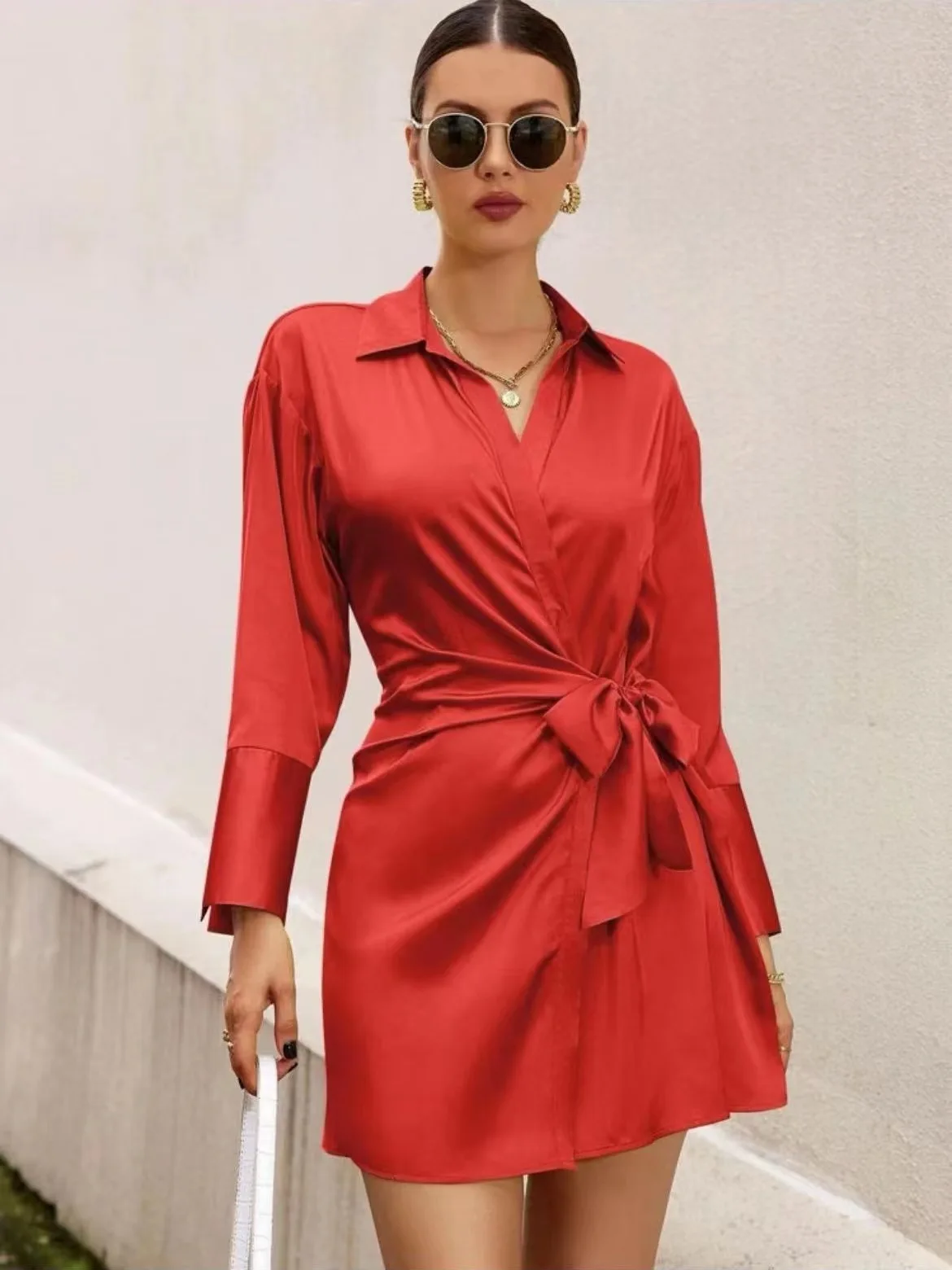 2022 Autumn Women's Dress Red Solid Long Sleeve POLO Collar Lace Up Short Skirt Female Elegant Fashion Casual Ladies Clothes
2022 Autumn Women's Dress Red Solid Long Sleeve POLO Collar Lace Up Short Skirt Female Elegant Fashion Casual Ladies Clothes