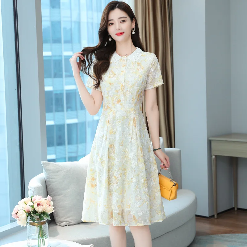 Elegant Turn-down Collar Short Sleeve Dress Women 2022 Summer Female Casual Embroidery Leaves Floral Print Office Lady Dresses
Elegant Turn-down Collar Short Sleeve Dress Women 2022 Summer Female Casual Embroidery Leaves Floral Print Office Lady Dresses