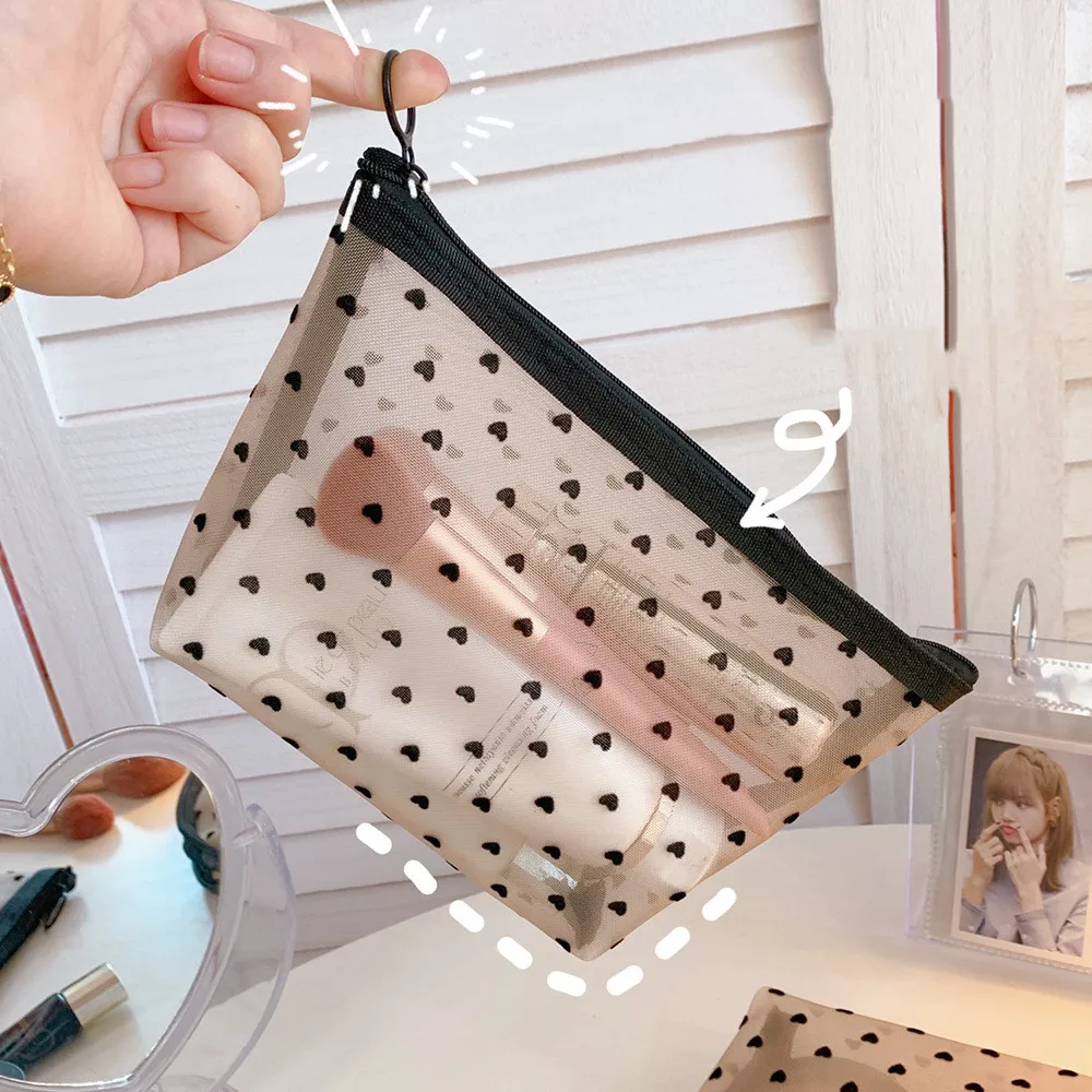 1 Pc Mesh Cosmetic Bag Black Heart Makeup Bag Zipper Beauty Case Large Makeup Storage Women Men Travel Fashion Toiletry Bags
1 Pc Mesh Cosmetic Bag Black Heart Makeup Bag Zipper Beauty Case Large Makeup Storage Women Men Travel Fashion Toiletry Bags