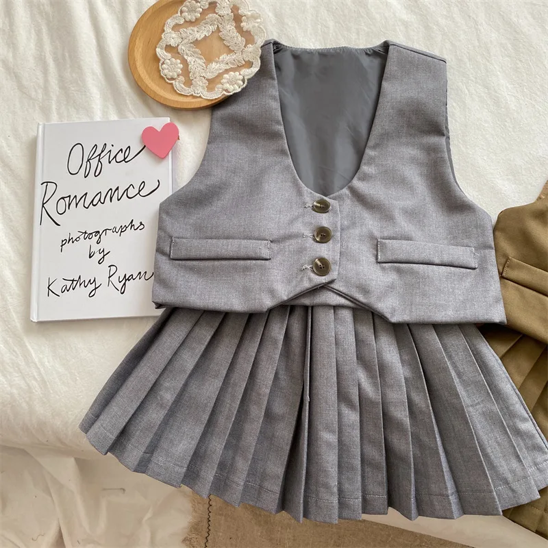 2022 Korean Children Suit Girl Waistcoat Pleated Skirt Suit Baby Preppy Style Suit Fashion Children Sets Girl Clothes Dress
2022 Korean Children Suit Girl Waistcoat Pleated Skirt Suit Baby Preppy Style Suit Fashion Children Sets Girl Clothes Dress