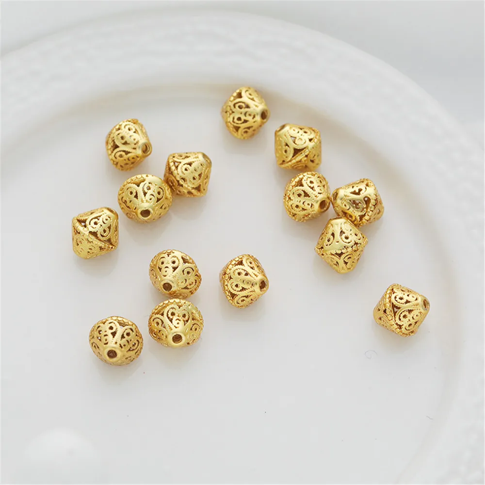 18K matte gold hollow diamond-shaped gyro 7mm loose beads DIY bracelet abacus with beads twine spacer beads
18K matte gold hollow diamond-shaped gyro 7mm loose beads DIY bracelet abacus with beads twine spacer beads
