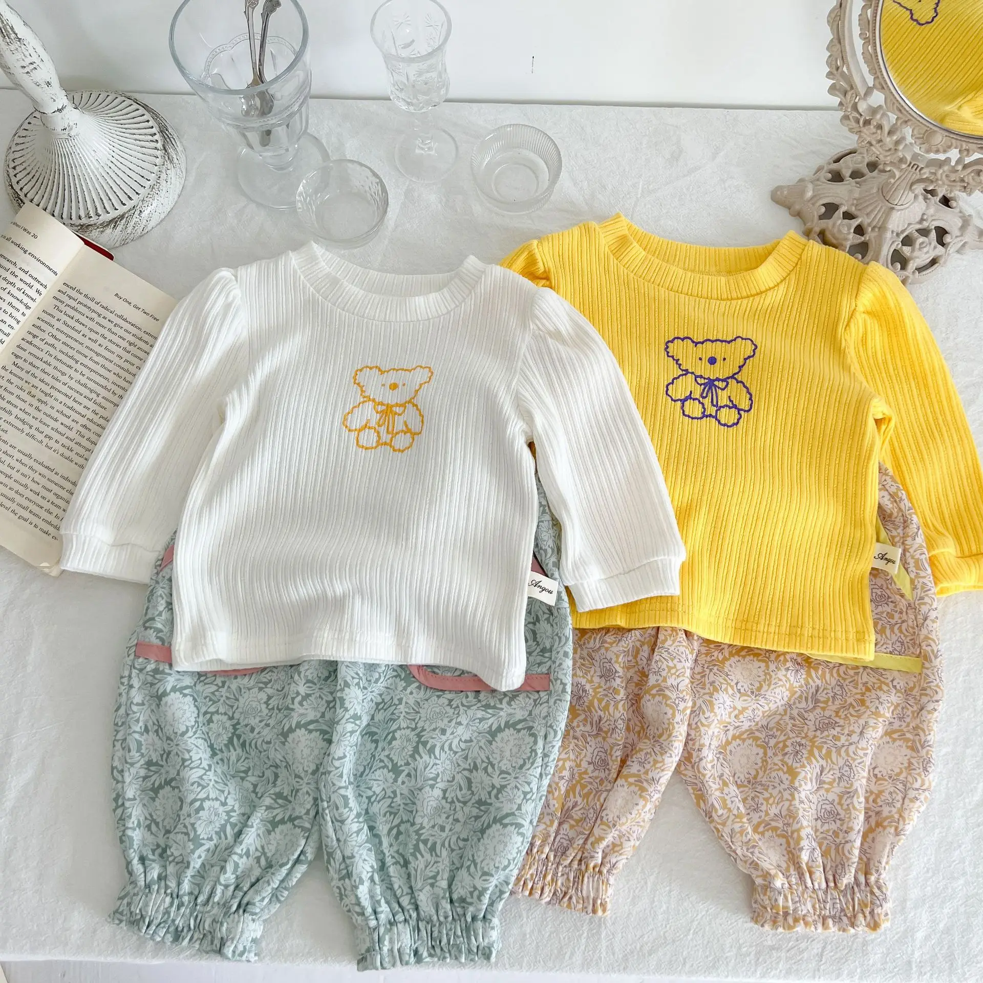 2022 Autumn Cute Girl T-shirt O-Neck Cartoon Long Sleeve Bottoming Baby Girls Shirts Cotton Casual Baby Kids Clothing 
2022 Autumn Cute Girl T-shirt O-Neck Cartoon Long Sleeve Bottoming Baby Girls Shirts Cotton Casual Baby Kids Clothing