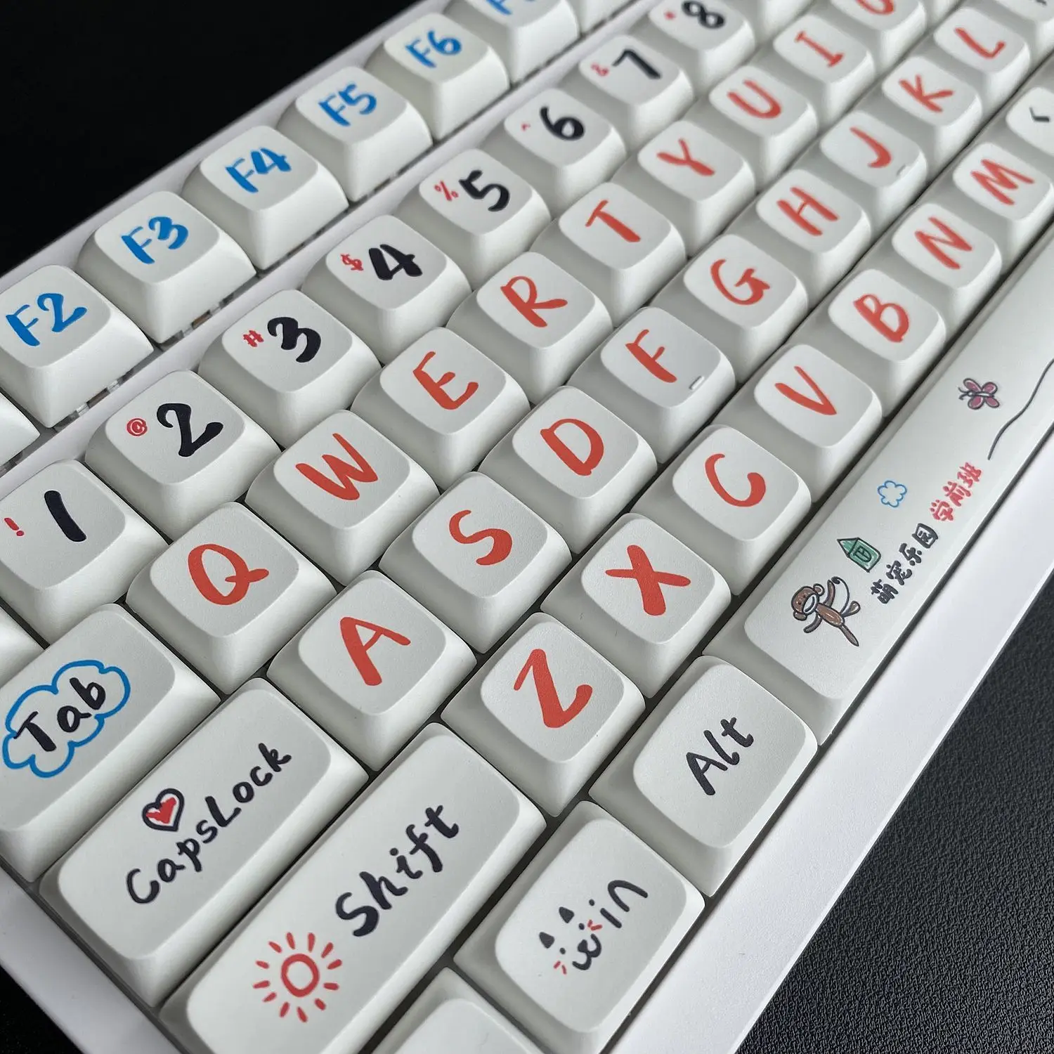121 Keys Hand-Painted Wind Theme PBT Key Caps XDA Thermal Sublimation Mechanical Keyboard Cute Key Cap Keyboards Accessories
121 Keys Hand-Painted Wind Theme PBT Key Caps XDA Thermal Sublimation Mechanical Keyboard Cute Key Cap Keyboards Accessories