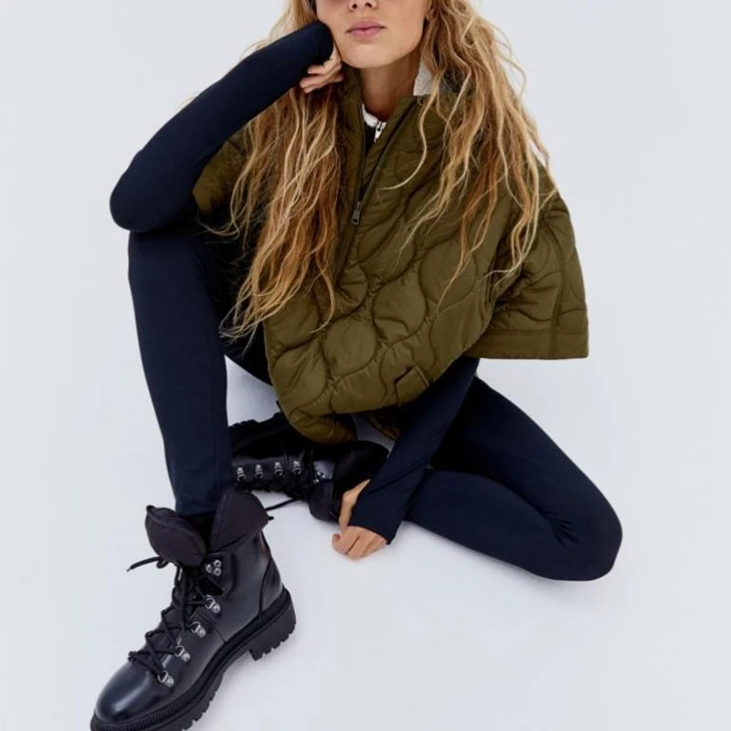 Women Fashion Waterproof Cape Cotton Padded Quilted Jacket Autumn 2023 New Female Chic Batwing Sleeve Loose Kimono Coat Tops
Women Fashion Waterproof Cape Cotton Padded Quilted Jacket Autumn 2023 New Female Chic Batwing Sleeve Loose Kimono Coat Tops