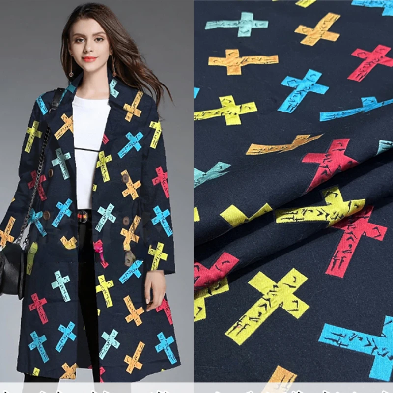 European and American Elegant Cross Three-dimensional Relief Yarn-dyed Jacquard Suit Jacket Fashion Fabric Brocade Dress Cloth
European and American Elegant Cross Three-dimensional Relief Yarn-dyed Jacquard Suit Jacket Fashion Fabric Brocade Dress Cloth