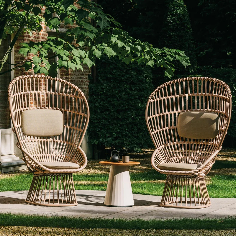 Rope woven single chair, iron leisure chair, outdoor rattan chair, Nordic designer peacock sofa chair, simple rattan chair
Rope woven single chair, iron leisure chair, outdoor rattan chair, Nordic designer peacock sofa chair, simple rattan chair
