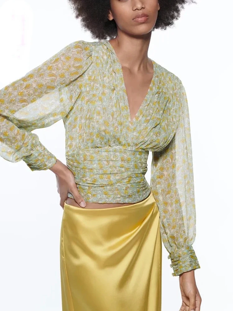2022 woman's Metal Color Thread Print Blouse Deep V Neck Long Sleeve Shirt Chic Female Sweet Cropped Tops
2022 woman's Metal Color Thread Print Blouse Deep V Neck Long Sleeve Shirt Chic Female Sweet Cropped Tops