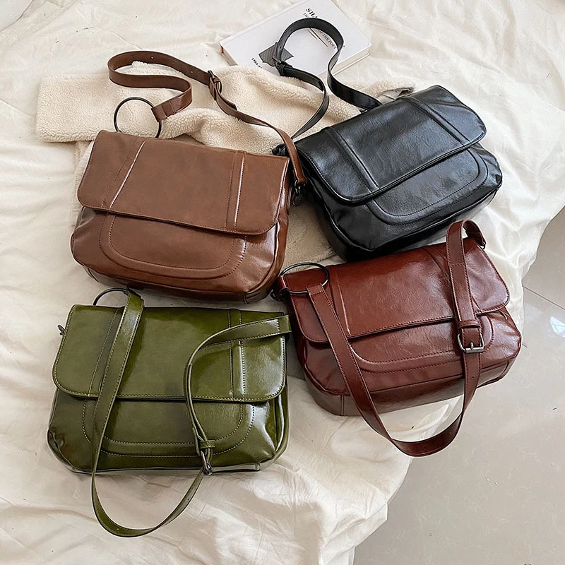 Large Capacity Messenger Bag Women's Fashion Solid Color Zipper Cross Body Bag Ladies Vintage Commuter Tote Bags 2023 New 
Large Capacity Messenger Bag Women's Fashion Solid Color Zipper Cross Body Bag Ladies Vintage Commuter Tote Bags 2023 New