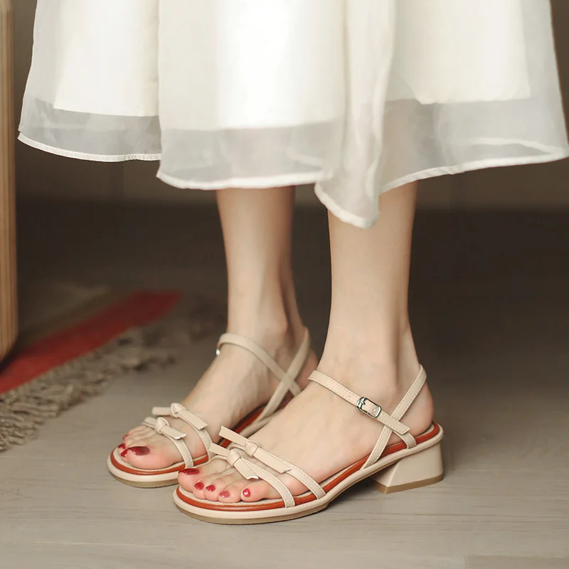 Summer Women Sandals Low Heels Fashion Butterfly Knot Casual Women Shoes Buckle Strap High Quality Comfortable Ladies Shoes
Summer Women Sandals Low Heels Fashion Butterfly Knot Casual Women Shoes Buckle Strap High Quality Comfortable Ladies Shoes