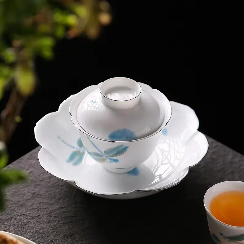 Jade White Ceramic Dragonfly Hand-Painted Gaiwan Household Kung Fu Tea Set Chinese Tea Bowl Anti-Scald with Lid Tea Bowl
Jade White Ceramic Dragonfly Hand-Painted Gaiwan Household Kung Fu Tea Set Chinese Tea Bowl Anti-Scald with Lid Tea Bowl