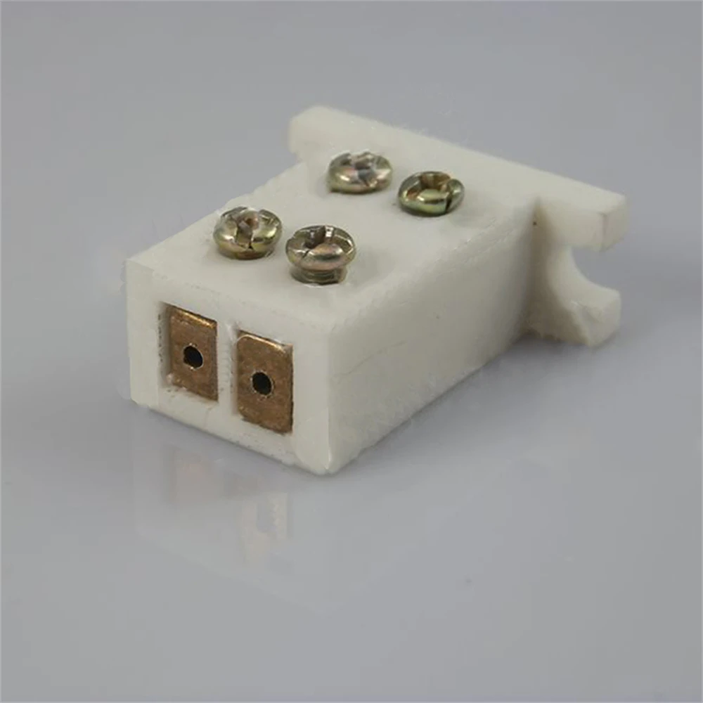 Universal for G6.35/GX6.35 Tungsten halogen Lamp Holder No. 6 No. 4 pceramic vertical Lamp Base surgery shadowless Lampholder
Universal for G6.35/GX6.35 Tungsten halogen Lamp Holder No. 6 No. 4 pceramic vertical Lamp Base surgery shadowless Lampholder