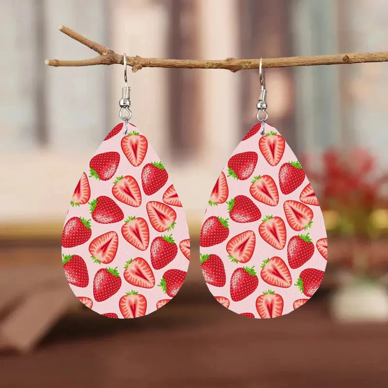 1Pair Bohemian Fashion Style PU Leather Droplet Earrings Print Men's and Women's Daily Wear Ear Jewelry Creative Personalized Gi
1Pair Bohemian Fashion Style PU Leather Droplet Earrings Print Men's and Women's Daily Wear Ear Jewelry Creative Personalized Gi