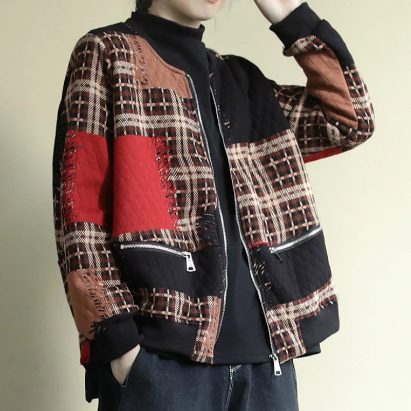 New 2021 Chinese Fashion Style Clothes Casual Loose Streetwear Patchwork Outwear Women Vintage Coats Warm Plaid Printed Jackets
New 2021 Chinese Fashion Style Clothes Casual Loose Streetwear Patchwork Outwear Women Vintage Coats Warm Plaid Printed Jackets