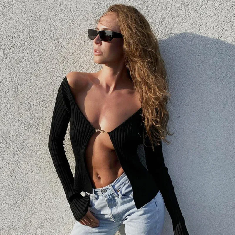 Black Y2k Knit Tops 2021 Women Long Sleeve J Chain Open Front Slim Sexy Crop Tops Autumn Sexy Elegant Blouse Shirts Female
Black Y2k Knit Tops 2021 Women Long Sleeve J Chain Open Front Slim Sexy Crop Tops Autumn Sexy Elegant Blouse Shirts Female