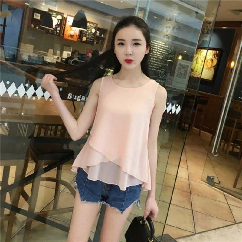2023 Fashion Brand Summer Sleeveless Chiffon Shirt Tops Loose Large Size Slim Casual Women's Shirts Bottoming Camisole Clothing
2023 Fashion Brand Summer Sleeveless Chiffon Shirt Tops Loose Large Size Slim Casual Women's Shirts Bottoming Camisole Clothing