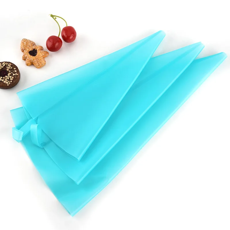 5Pcs Reusable Piping Bags Silicone Pastry Bags Cake Decorating Tools Supplies for Cupcakes Cookies Candy and Cake Decorating
5Pcs Reusable Piping Bags Silicone Pastry Bags Cake Decorating Tools Supplies for Cupcakes Cookies Candy and Cake Decorating