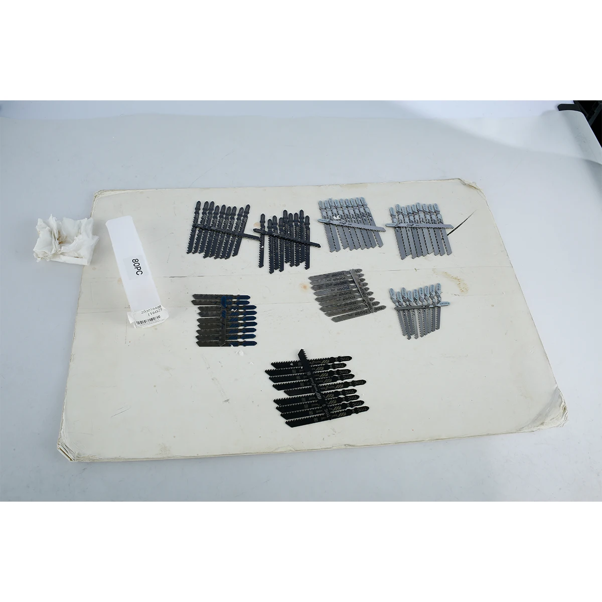 80pcs Jig Saw Blade Set High Carbon Steel Assorted Saw Blades with T-shank Fast Cut Down Jigsaw Blade Jig Saw Cutter Accessories
80pcs Jig Saw Blade Set High Carbon Steel Assorted Saw Blades with T-shank Fast Cut Down Jigsaw Blade Jig Saw Cutter Accessories