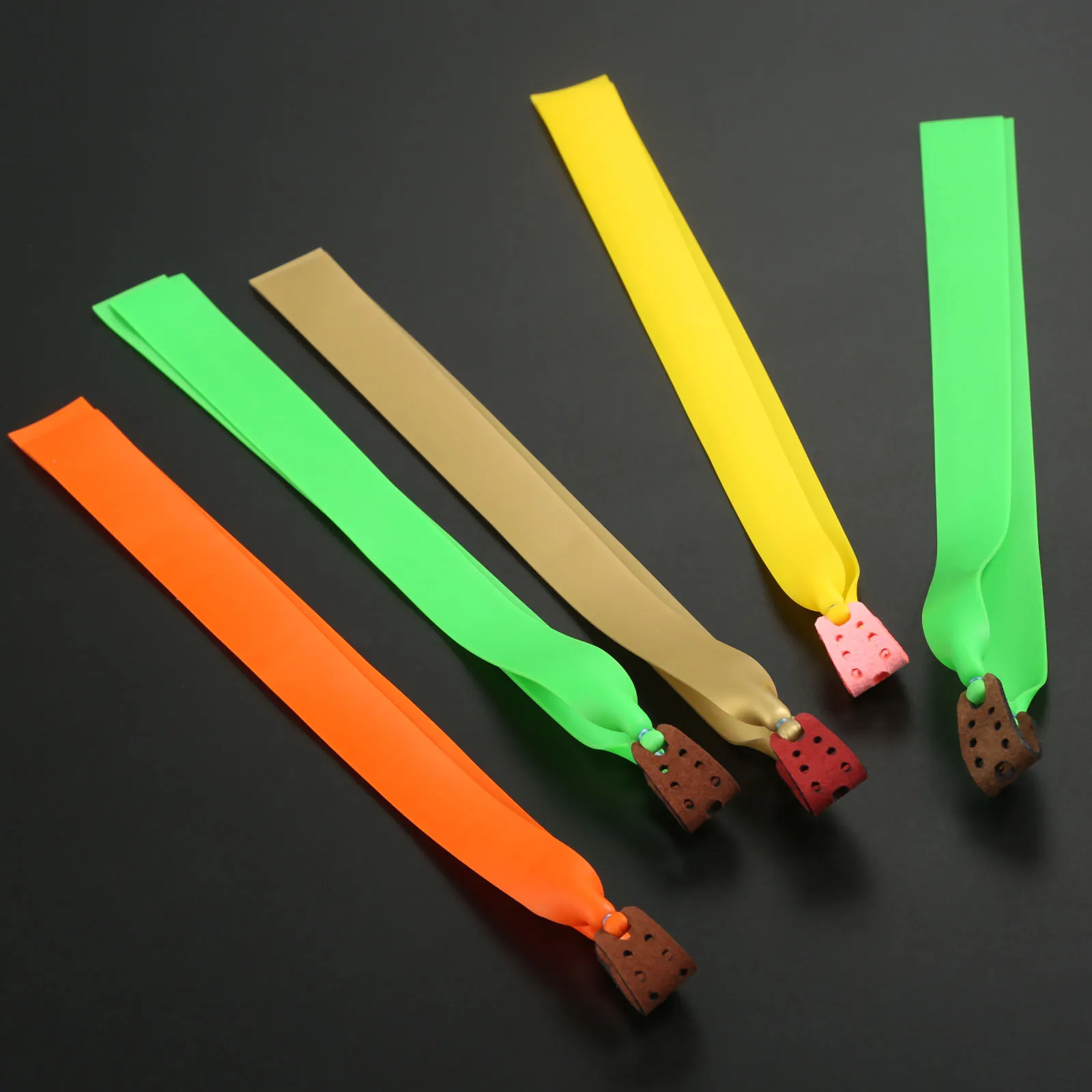 

5pcs 0.75mm Slingshots Rubber Band Flat Elastic Resilient Tube for Hunting Slingshot Catapult Shooting 250mm Random Color