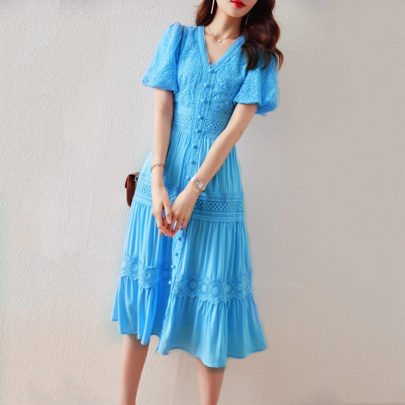 SuperAen 2022 Summer Solid V Neck A Line Casual Embroidery Puff Sleeve Flounced Edge Dresses for Women 
SuperAen 2022 Summer Solid V Neck A Line Casual Embroidery Puff Sleeve Flounced Edge Dresses for Women