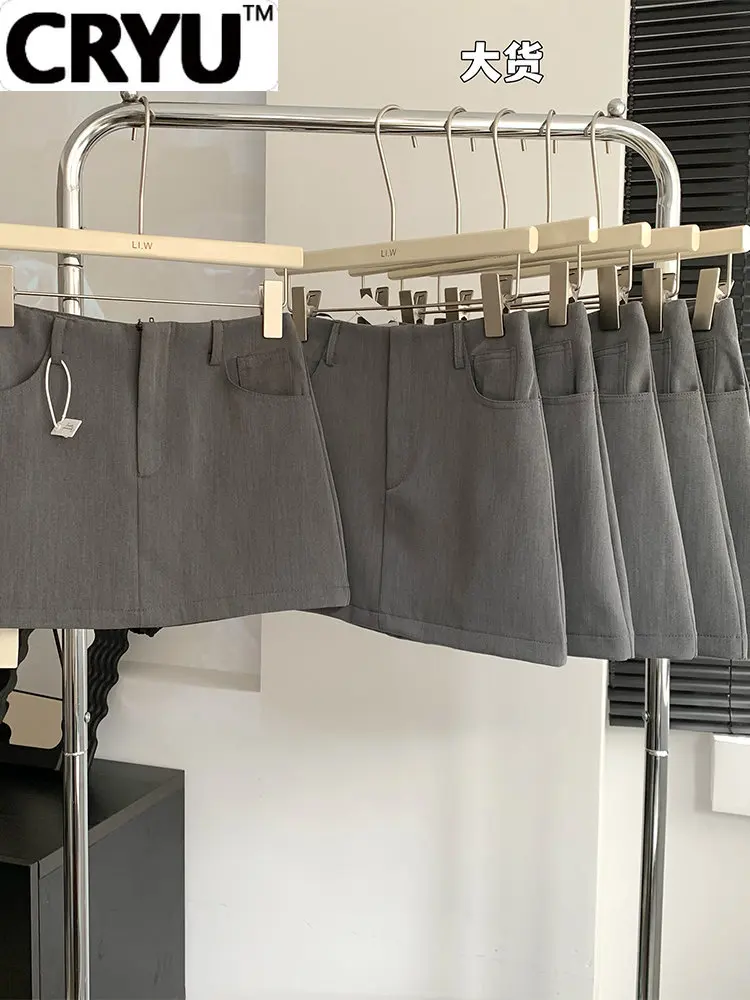 2023 Summer Women New Solid Color Retro Mini Skirts A-line High Waist Simple Casual Female Skirt Vintage Cozy Sofy Daily Basic
2023 Summer Women New Solid Color Retro Mini Skirts A-line High Waist Simple Casual Female Skirt Vintage Cozy Sofy Daily Basic