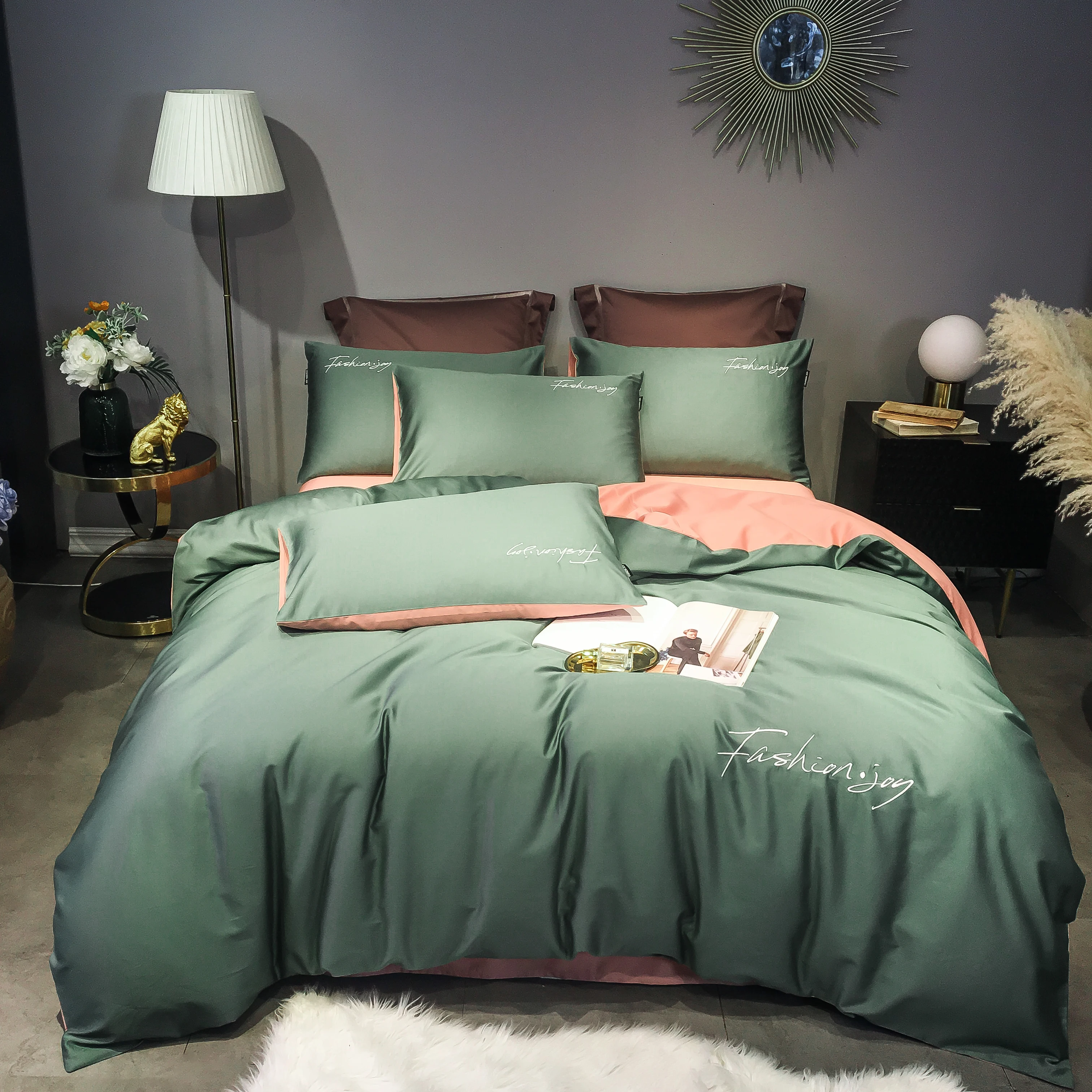 2022 newest four-piece bedding fashion cotton double household bed sheet quilt cover splicing design bedding green pink color
2022 newest four-piece bedding fashion cotton double household bed sheet quilt cover splicing design bedding green pink color