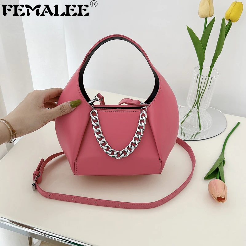 Luxury Brand Woman Bag Folds Half Moon Hobo Bags Chains Casual Lady Shoulder Bag Punk Style Woman Satchels Handbag
Luxury Brand Woman Bag Folds Half Moon Hobo Bags Chains Casual Lady Shoulder Bag Punk Style Woman Satchels Handbag
