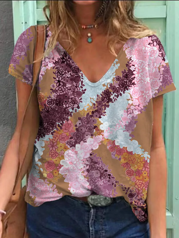 Women's T-Shirt 3D Vintage Print V-Neck Short Sleeve T-Shirt Hawaiian Beach Style Ladies Clothing Oversized T-Shirt
Women's T-Shirt 3D Vintage Print V-Neck Short Sleeve T-Shirt Hawaiian Beach Style Ladies Clothing Oversized T-Shirt