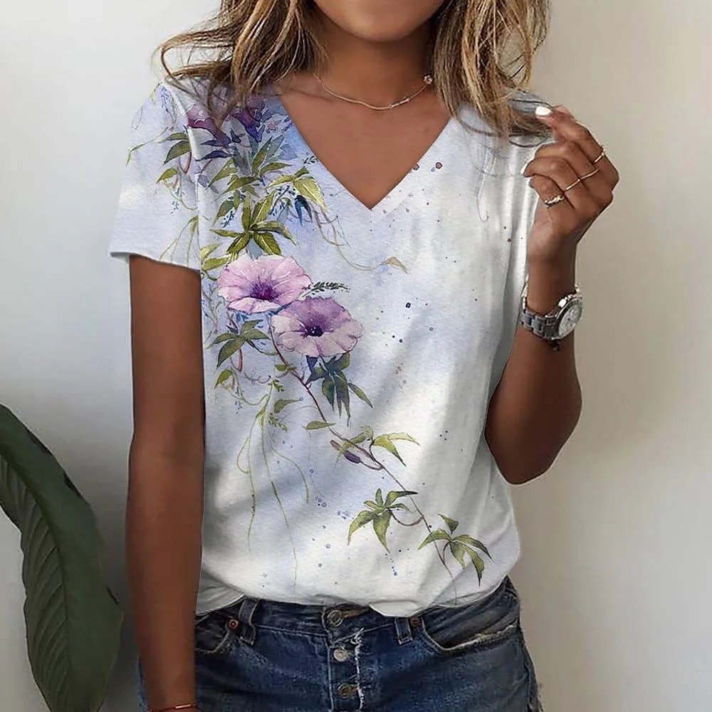 2022 Summer Retro Petunia Pattern Short Sleeve V-Neck Ladies T-Shirt Tops Everyday Harajuku Style Casual Women's Clothing
2022 Summer Retro Petunia Pattern Short Sleeve V-Neck Ladies T-Shirt Tops Everyday Harajuku Style Casual Women's Clothing