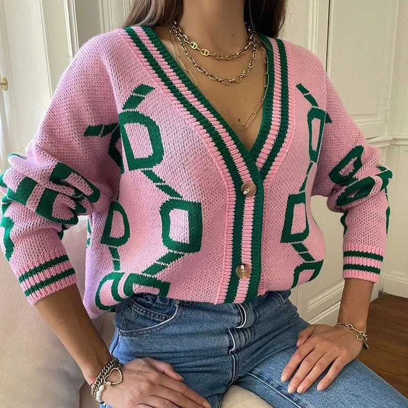 Autumn Winter Casual Contrast Color Long Sleeve Outwear Elegant Pattern Print Knitted Sweaters Fashion V Neck Button Loose Tops
Autumn Winter Casual Contrast Color Long Sleeve Outwear Elegant Pattern Print Knitted Sweaters Fashion V Neck Button Loose Tops