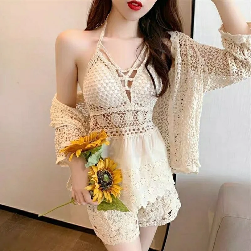 Three-piece Fashion All-match Embroidered Blouse Hollow Jacket Wide-leg Pants Swimsuit Suit
Three-piece Fashion All-match Embroidered Blouse Hollow Jacket Wide-leg Pants Swimsuit Suit