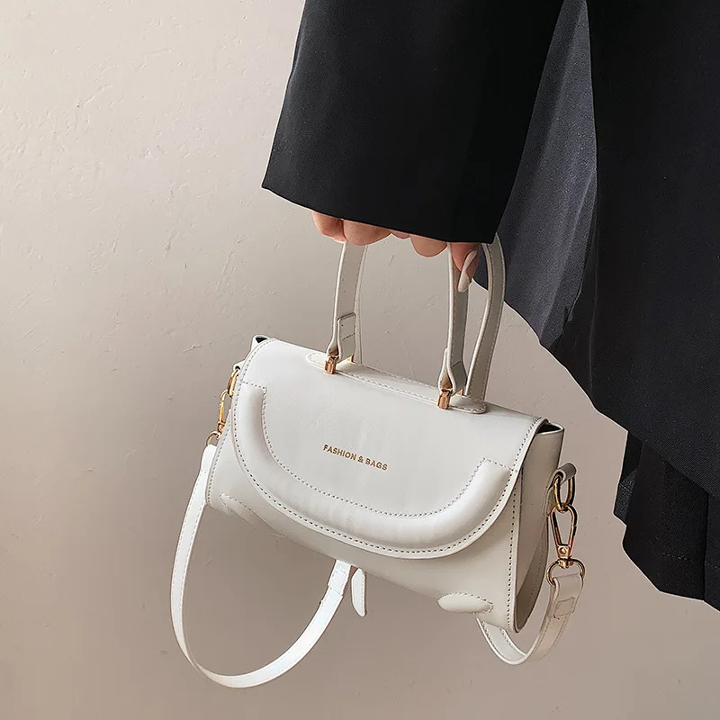 AGG White Letter print Small bags for women Letter PU Handbags For Women 2022 Female Square Messenger Bags Crossbody bags
AGG White Letter print Small bags for women Letter PU Handbags For Women 2022 Female Square Messenger Bags Crossbody bags