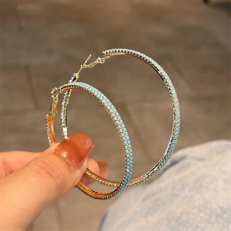 High-grade Temperament Protein Green Crystal Earrings Simple Fashion Personality Exaggerated Large Earrings
High-grade Temperament Protein Green Crystal Earrings Simple Fashion Personality Exaggerated Large Earrings