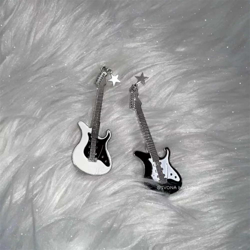 Mini Small Star Guitar Hair Clip Black White Bangs Clip Sweet Cool Girl Style Hairpin Fashion Woman Barretes Side Clip Headwear
Mini Small Star Guitar Hair Clip Black White Bangs Clip Sweet Cool Girl Style Hairpin Fashion Woman Barretes Side Clip Headwear