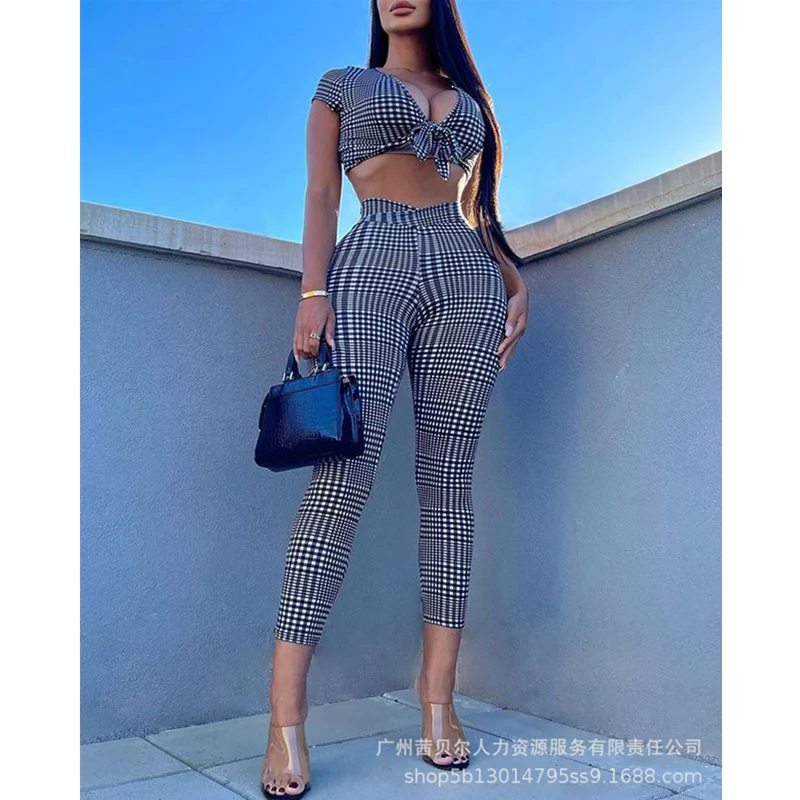 Female V Neck Outfits Tracksuit Women Elegant Fashion Plaid Print Tie Front Crop Top Shirt & Skinny High Waist Pants 2 Piece Set
Female V Neck Outfits Tracksuit Women Elegant Fashion Plaid Print Tie Front Crop Top Shirt & Skinny High Waist Pants 2 Piece Set