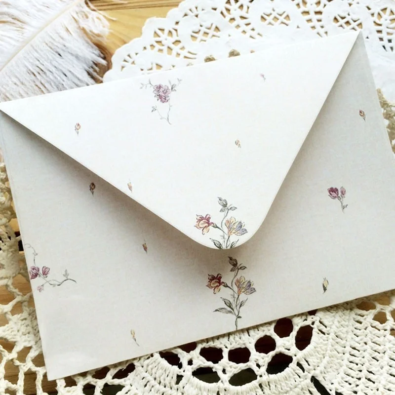 50pcs Elegant Floral Envelopes Letter Paper Fresh Stationery Valentine's Day Holiday Invitation
50pcs Elegant Floral Envelopes Letter Paper Fresh Stationery Valentine's Day Holiday Invitation