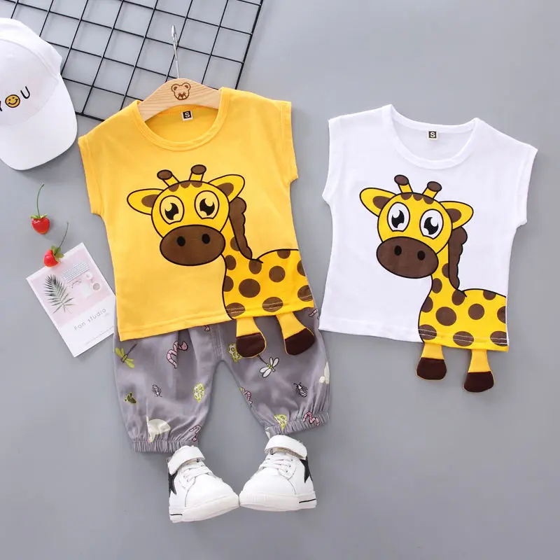 Baby children's clothes summer clothes new small and medium boys suit baby vest leisure two-piece tide toddler girl clothes
Baby children's clothes summer clothes new small and medium boys suit baby vest leisure two-piece tide toddler girl clothes